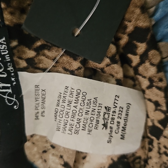 👗ARIELLA ABSTRACT PRINT DRESS👗 - Picture 8 of 8